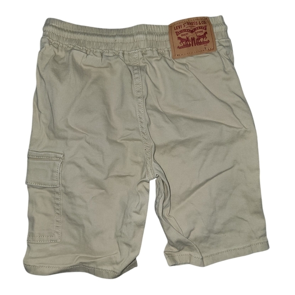 (B) Levi's Cargo Shorts (Boys) - Picture 2 of 4